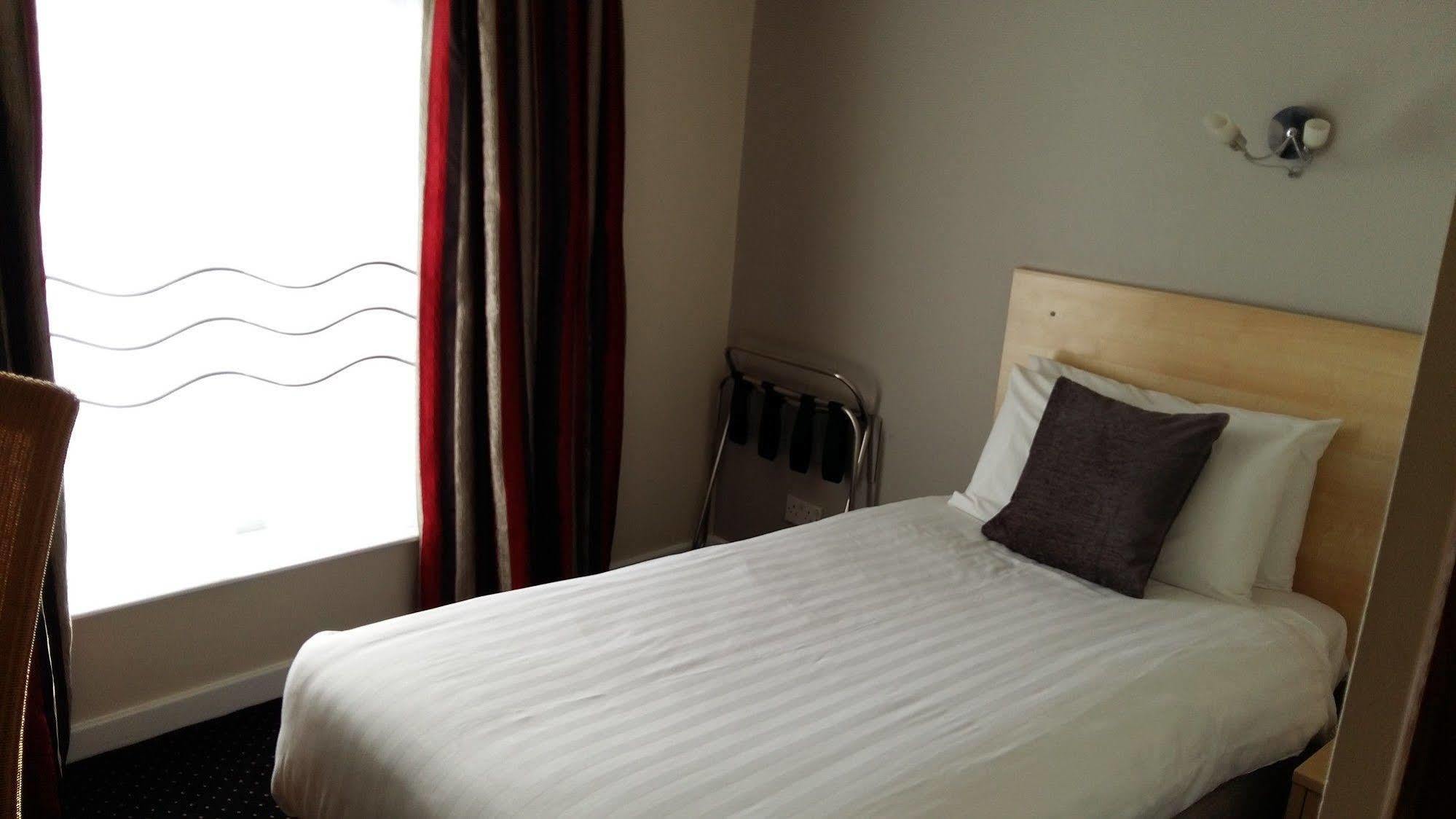 Waterfront Hotel Brighouse Kültér fotó